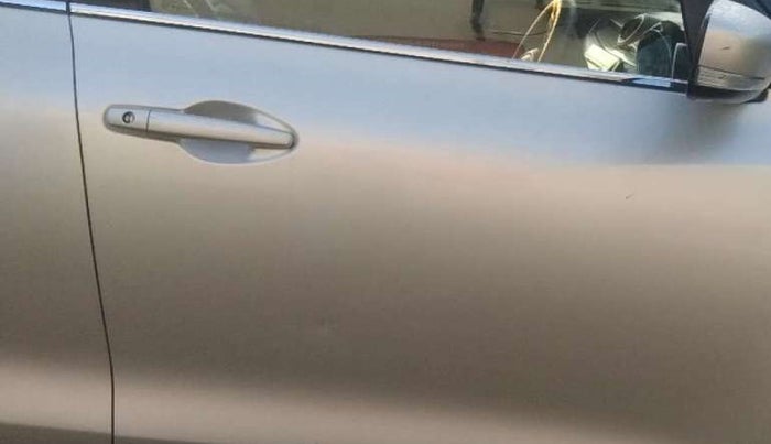 2019 Maruti Swift VXI, Petrol, Manual, 36,905 km, Driver-side door - Door visor damaged