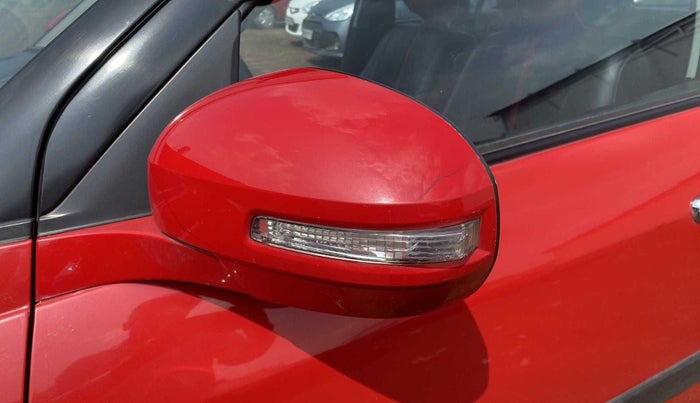 2016 Maruti Swift VXI, Petrol, Manual, 45,950 km, Left rear-view mirror - Indicator light not working