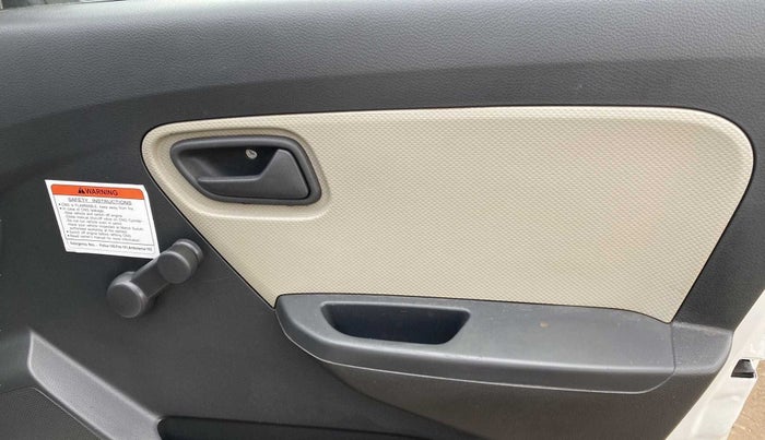 2018 Maruti Alto K10 LXI CNG (AIRBAG), CNG, Manual, 45,371 km, Driver Side Door Panels Control