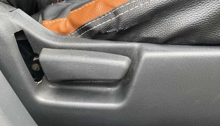 2018 Maruti Alto K10 LXI CNG (AIRBAG), CNG, Manual, 45,371 km, Driver Side Adjustment Panel