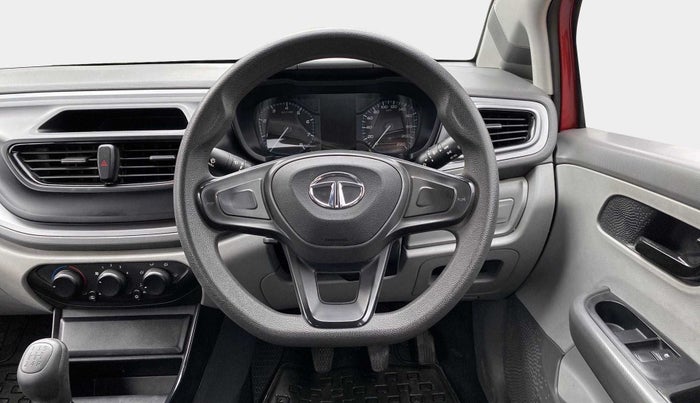 2020 Tata ALTROZ XE PETROL, Petrol, Manual, 42,267 km, Steering Wheel Close Up