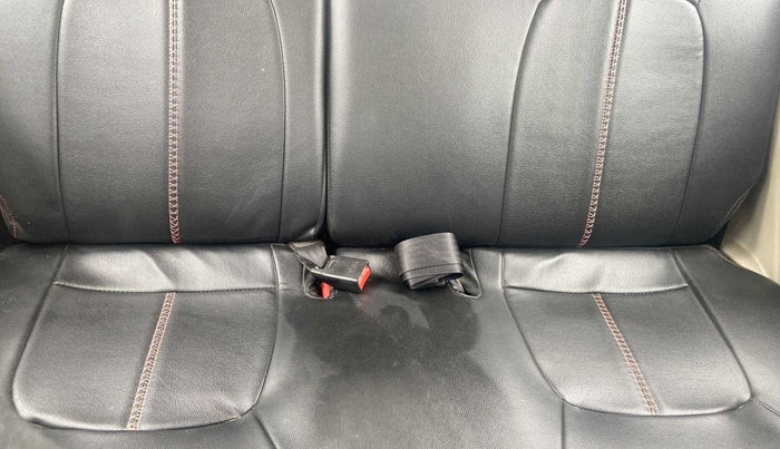 2015 Maruti Celerio VXI AMT, Petrol, Automatic, 28,051 km, Second-row left seat - Cover slightly stained