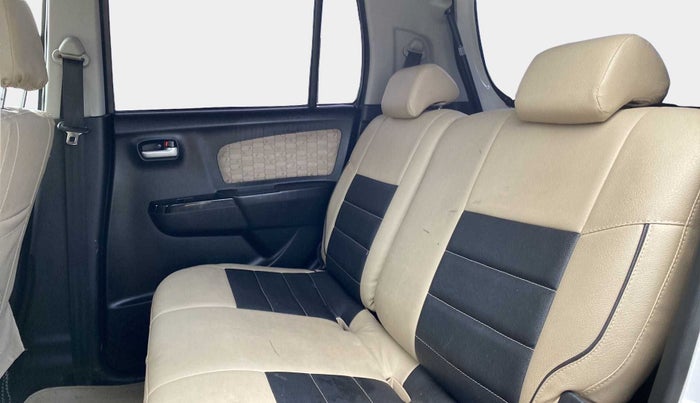 2018 Maruti Wagon R 1.0 VXI, Petrol, Manual, 27,607 km, Right Side Rear Door Cabin