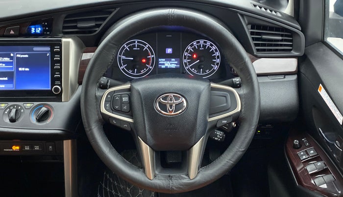 2021 Toyota Innova Crysta 2.4 GX AT 8 STR, Diesel, Automatic, 6,179 km, Steering Wheel Close Up