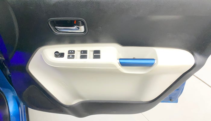 2017 Maruti IGNIS ZETA 1.2 AMT, Petrol, Automatic, 88,712 km, Driver Side Door Panels Control