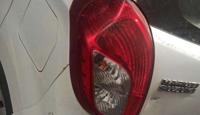 2018 Maruti Alto 800 LXI, CNG, Manual, 71,220 km, Left tail light - < 2 inches,no. = 2