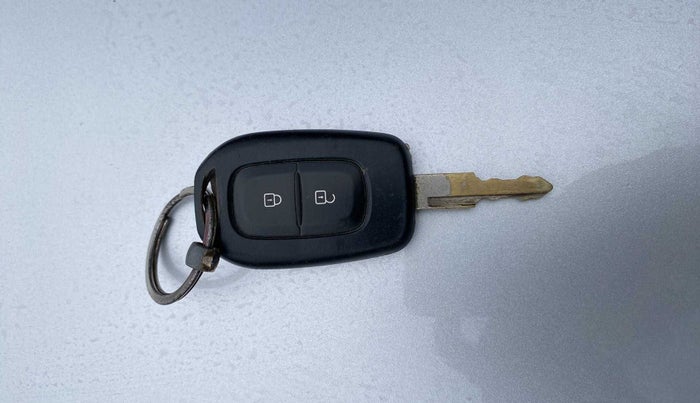 2019 Renault Kwid RXL, Petrol, Manual, 46,274 km, Key Close Up
