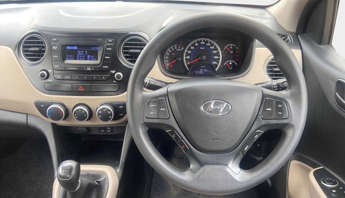 2018 Hyundai Grand i10 MAGNA 1.2 KAPPA VTVT, Petrol, Manual, 23,378 km, Steering Wheel Close Up