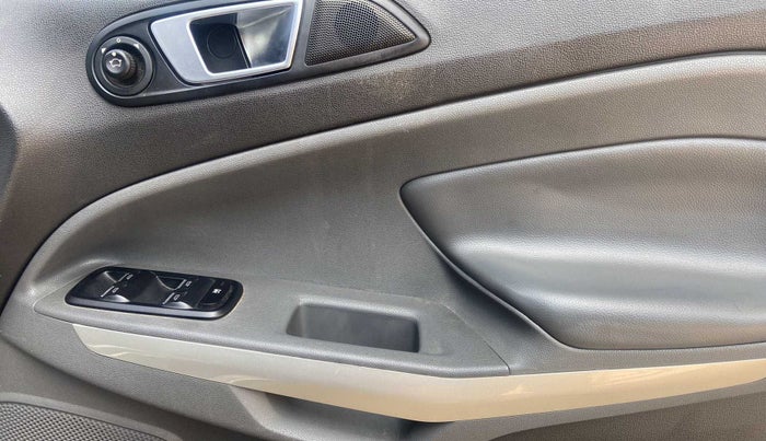 2016 Ford Ecosport TITANIUM+ 1.5L DIESEL, Diesel, Manual, 51,190 km, Driver Side Door Panels Control