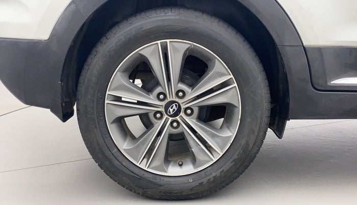 2016 Hyundai Creta SX PLUS AT 1.6 DIESEL, Diesel, Automatic, 65,725 km, Right Rear Wheel