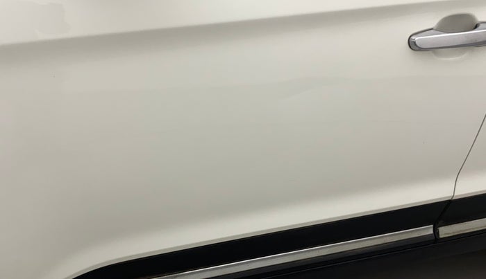 2016 Hyundai Creta SX PLUS AT 1.6 DIESEL, Diesel, Automatic, 65,725 km, Front passenger door - Slightly dented