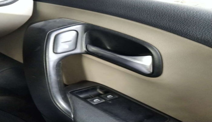 2012 Volkswagen Polo TRENDLINE 1.2L PETROL, Petrol, Manual, 34,644 km, Driver Side Door Panels Control