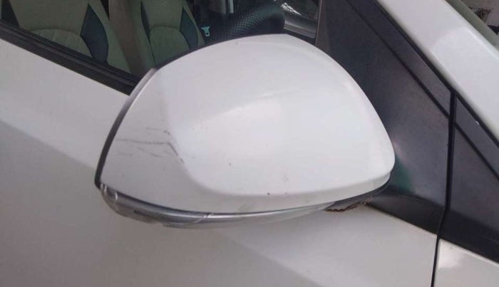 2016 Hyundai Xcent S 1.2 SPECIAL EDITION, Petrol, Manual, 91,771 km, Right rear-view mirror - Indicator light has minor damage