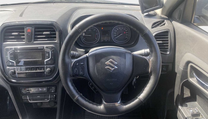 2018 Maruti Vitara Brezza ZDI, Diesel, Manual, 53,837 km, Steering Wheel Close Up