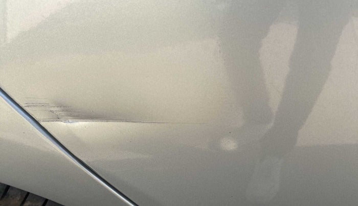 2019 Hyundai Grand i10 SPORTZ 1.2 KAPPA VTVT, Petrol, Manual, 30,348 km, Right rear door - Slightly dented