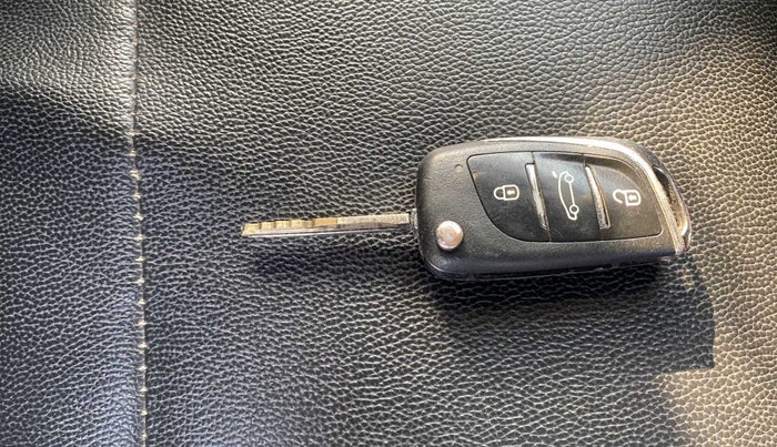 2018 Hyundai Elite i20 MAGNA EXECUTIVE CVT, Petrol, Automatic, 26,098 km, Key Close Up