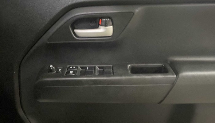 2021 Maruti New Wagon-R ZXI 1.2 AMT, Petrol, Automatic, 8,817 km, Driver Side Door Panels Control