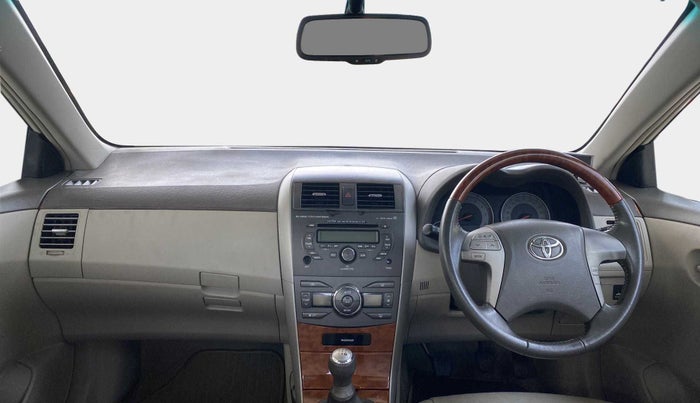 2010 Toyota Corolla Altis GL PETROL, Petrol, Manual, 47,767 km, Dashboard