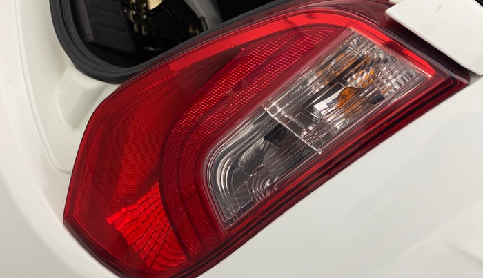 2015 Tata Bolt XMS REVOTRON, Petrol, Manual, 43,142 km, Right tail light - Reverse gear light not functional