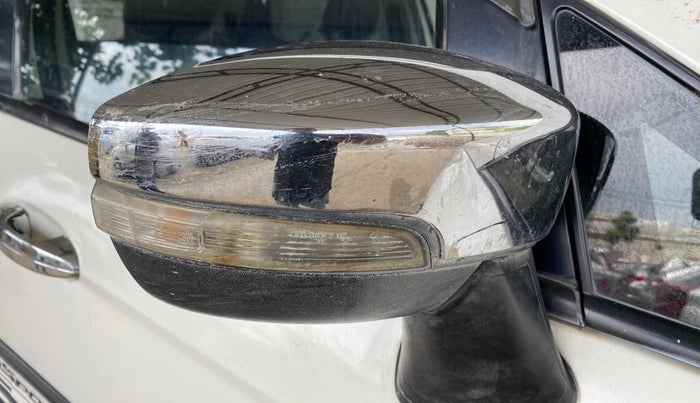 2015 Ford Ecosport AMBIENTE 1.5L PETROL, Petrol, Manual, 60,071 km, Right rear-view mirror - Indicator light has minor damage
