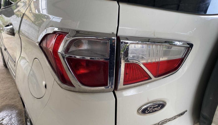 2015 Ford Ecosport AMBIENTE 1.5L PETROL, Petrol, Manual, 60,071 km, Left tail light - Minor damage