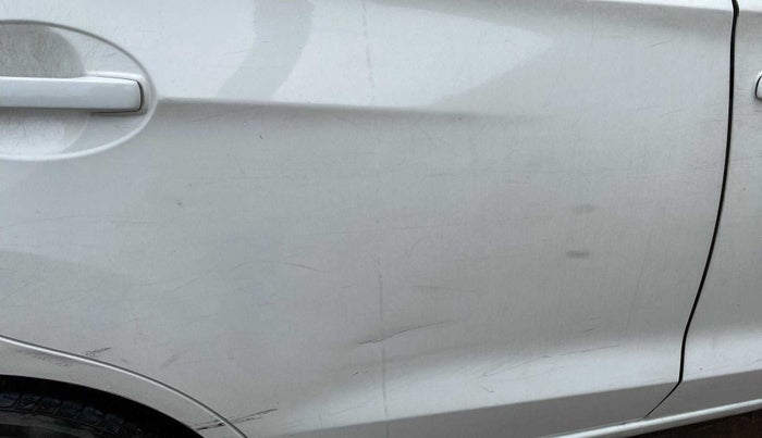 2014 Honda Amaze 1.2L I-VTEC E, Petrol, Manual, 9,007 km, Right rear door - Slightly rusted