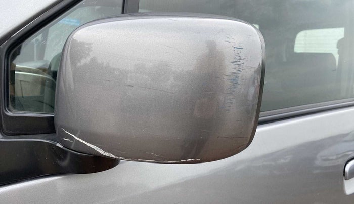2015 Maruti Wagon R Stingray VXI, Petrol, Manual, 68,590 km, Left rear-view mirror - Minor scratches