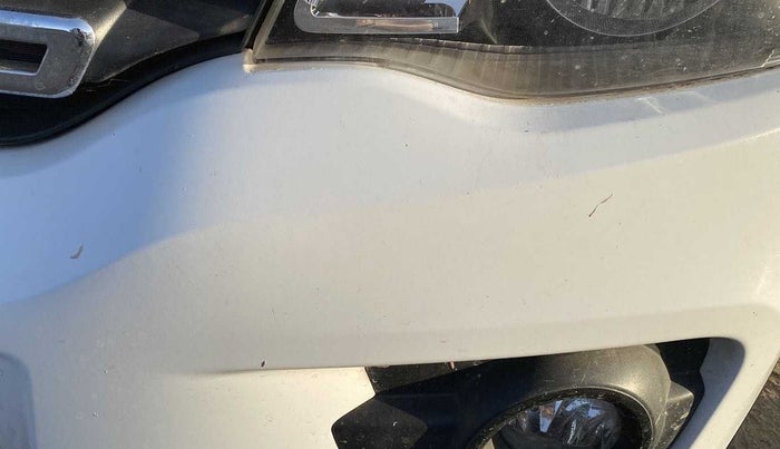 2017 Renault Kwid RXT 1.0 AMT (O), Petrol, Automatic, 70,126 km, Front bumper - Paint has minor damage