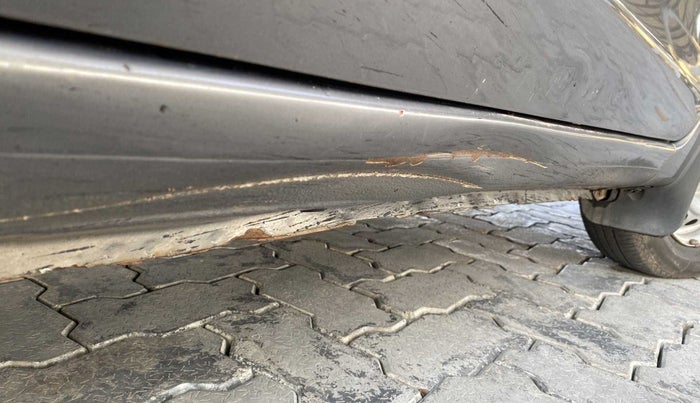 2017 Datsun Go A EPS, Petrol, Manual, 81,444 km, Right running board - Slightly dented