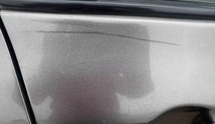 2019 Maruti Swift VXI, Petrol, Manual, 64,685 km, Driver-side door - Minor scratches