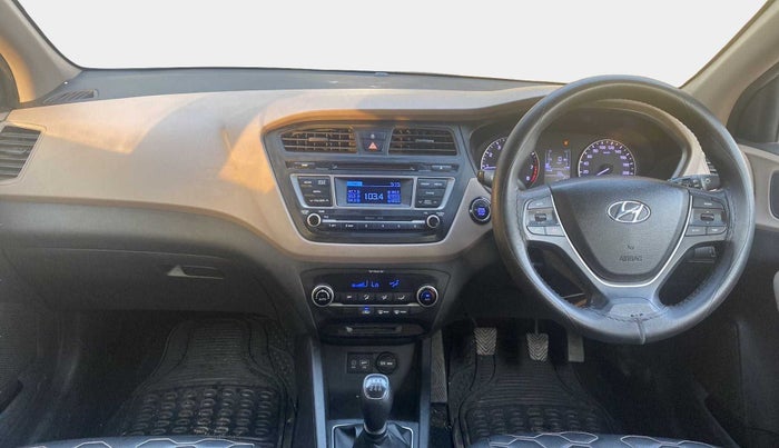2015 Hyundai Elite i20 SPORTZ 1.2 (O), Petrol, Manual, 58,404 km, Dashboard