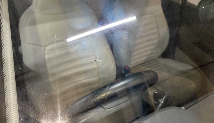 2021 Hyundai AURA SX 1.2, Petrol, Manual, 26,715 km, Front windshield - Minor spot on windshield