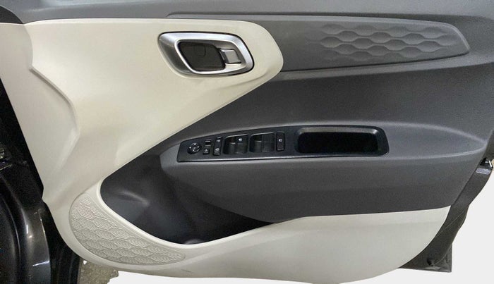 2021 Hyundai AURA SX 1.2, Petrol, Manual, 26,715 km, Driver Side Door Panels Control