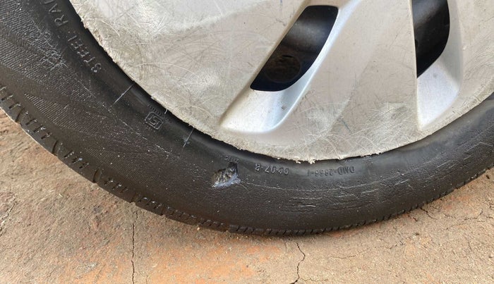 2018 Maruti Celerio ZXI, Petrol, Manual, 44,879 km, Left front tyre - Minor crack