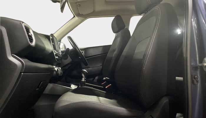 2022 Hyundai VENUE SX 1.5 CRDI, Diesel, Manual, 42,636 km, Right Side Front Door Cabin