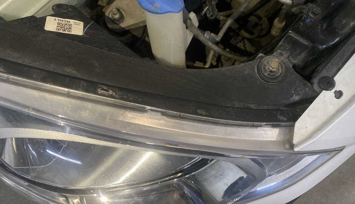 2021 Hyundai NEW SANTRO MAGNA, Petrol, Manual, 37,674 km, Right headlight - Clamp has minor damage