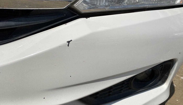 2014 Honda City 1.5L I-DTEC VX, Diesel, Manual, 1,19,089 km, Front bumper - Minor scratches