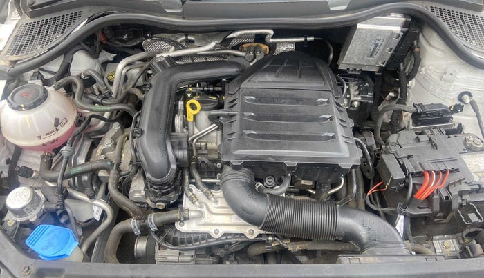 2020 Volkswagen Polo HIGHLINE PLUS 1.0L TSI AT, Petrol, Automatic, 6,994 km, Open Bonet
