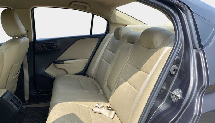 2015 Honda City 1.5L I-VTEC SV, Petrol, Manual, 54,999 km, Right Side Rear Door Cabin