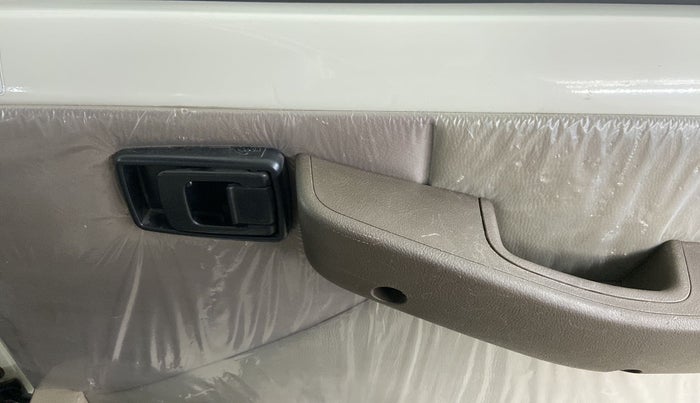2022 Mahindra Bolero B6, Diesel, Manual, 12,854 km, Driver Side Door Panels Control