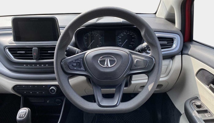 2022 Tata ALTROZ XM PLUS PETROL, Petrol, Manual, 16,357 km, Steering Wheel Close Up