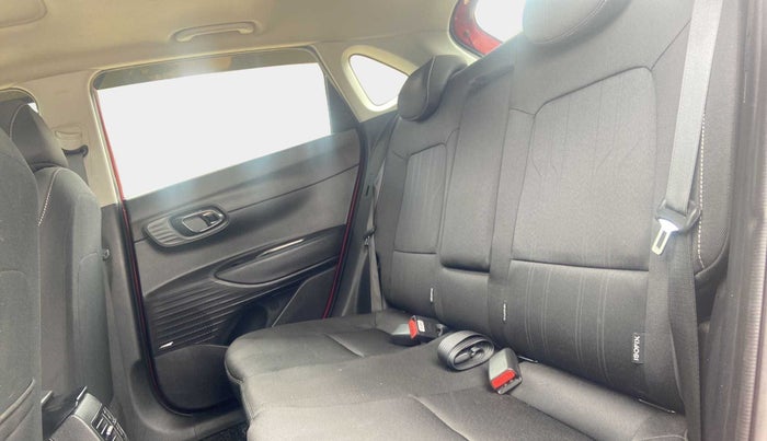 2022 Hyundai NEW I20 ASTA (O) 1.5 CRDI MT, Diesel, Manual, 16,869 km, Right Side Rear Door Cabin