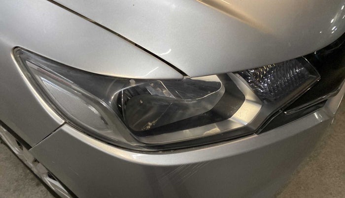 2015 Honda Jazz 1.5L I-DTEC SV, Diesel, Manual, 81,238 km, Right headlight - Minor scratches