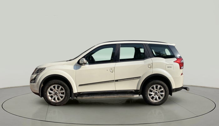 2018 Mahindra XUV500 W9, Diesel, Manual, 95,277 km, Left Side