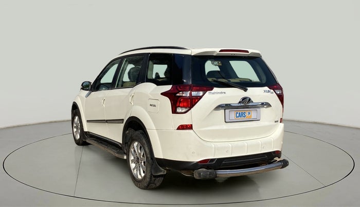 2018 Mahindra XUV500 W9, Diesel, Manual, 95,277 km, Left Back Diagonal