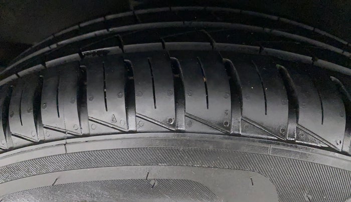 2018 Nissan Micra Active XV S, Petrol, Manual, 82,021 km, Right Rear Tyre Tread