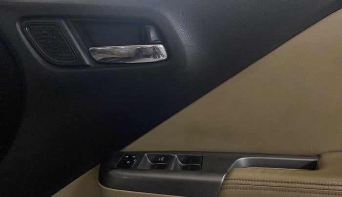 2014 Honda City 1.5L I-VTEC VX CVT, Petrol, Automatic, 72,953 km, Driver Side Door Panels Control