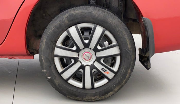 2012 Toyota Etios G, Petrol, Manual, 1,22,762 km, Left Rear Wheel