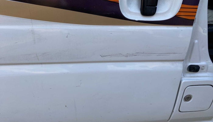 2018 Maruti Eeco 5 STR WITH A/C+HTR, CNG, Manual, 89,933 km, Right rear door - Slightly rusted