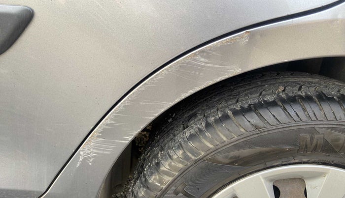 2014 Maruti Swift Dzire VXI, CNG, Manual, 78,803 km, Left quarter panel - Minor scratches